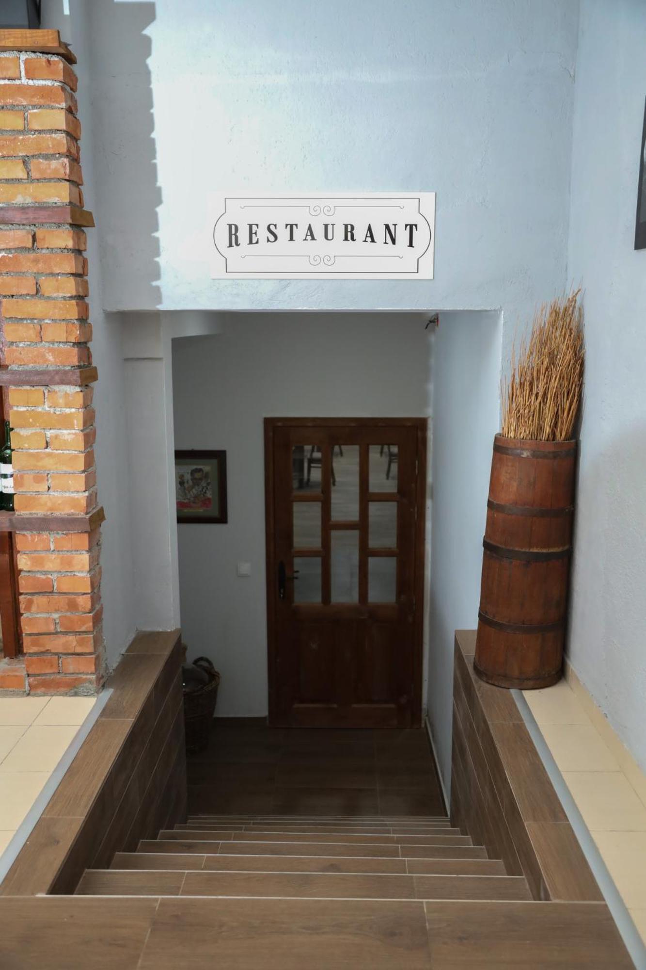Kokino Winery Ξενοδοχείο Κουμάνοβο Εξωτερικό φωτογραφία